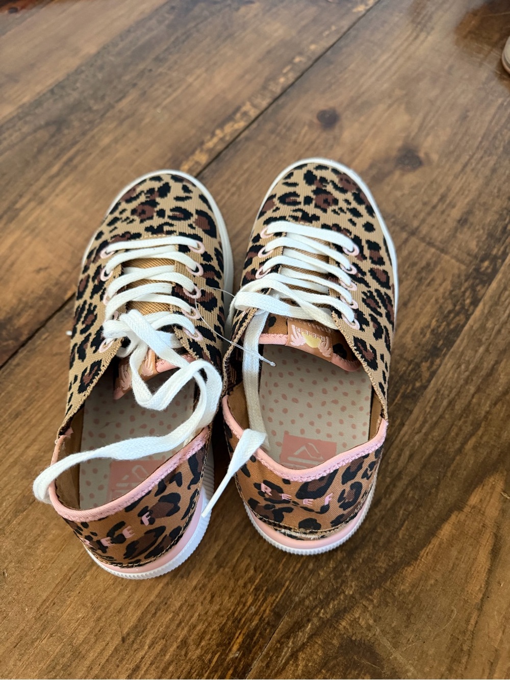 Reef Kids Leopard Print Canvas Sneakers in Pink and Tan